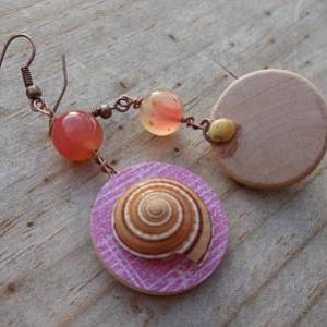 Wood & Seashell Earrings - Pink Design..