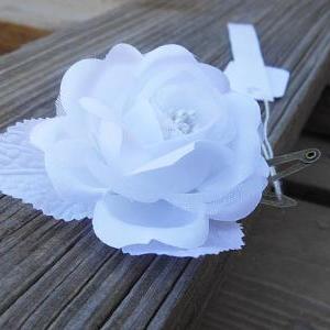 Flower Hair Clip Wedding White Floral Hair Clip..