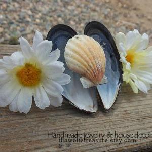 Seashell Hair Barrette - Handmade Hair Accessory..
